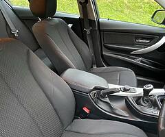 2012 BMW Series 3 - Image 9/10