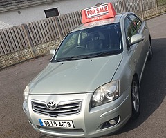 Toyota avensis 2009 top spek