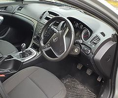 2010 Insignia READ ADD - Image 4/6