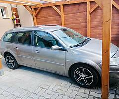 Renault Megane 1.5 (Europe Model) - Image 9/9