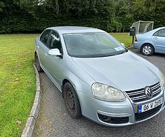 Volkswagen jetta 1.9 tdi 2006 - Image 4/8