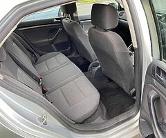 Volkswagen jetta 1.9 tdi 2006 - Image 6/8