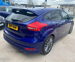 2017 Ford Focus - Image 4/8
