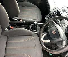 Seat Ibiza 1.2 Manual petrol - Image 5/7