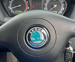 06 Skoda fabia 1.4 automatic - Image 6/6