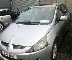 Mitsubishi grandis