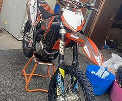 2007 377285926450704 250