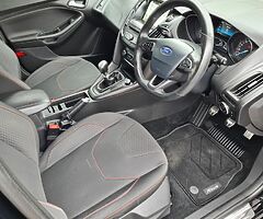2018 Ford Focus - Image 6/10