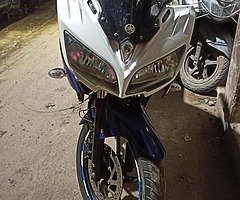 Yamaha fazer version 2 1st owner 27000kms condition new 
Bike Delhi number