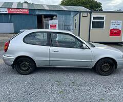 00 1.4 Toyota Corolla