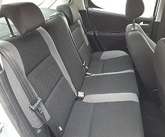 2010 Peugeot 207 - Image 5/8