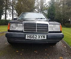 1990 Mercedes-Benz 230