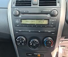 2010 Toyota corolla - Image 4/10