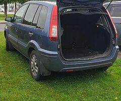 Ford Fusion 2