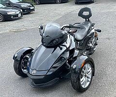 Can- am Spyder RSS 2014 - Image 4/10