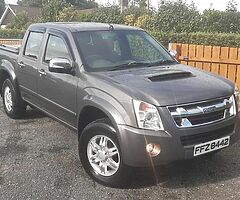 2011 Isuzu Rodeo - Image 5/10