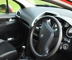 Peugeot 207 1.4 diesel,NCT 11/21,TAX 09/21 very economical car 100km/€6 - Image 8/10