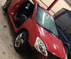 2005 Honda civic type r  Breaking