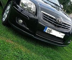 Toyota avensis 2008 1.6 petrol vvti black 5 speed manual only 165000 Kms and only 1 owner from new - Image 10/10
