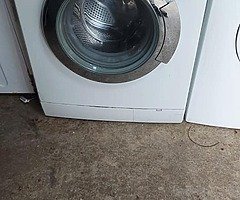 Washing machine - Image 4/9