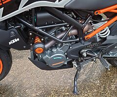 2017 KTM Duke - Image 8/10