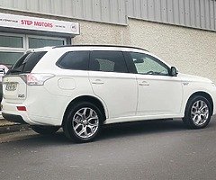 142 Mitsubishi Outlander 2.0 Hybrid Auto Plug in 133k miles - Image 5/10