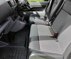 Wauxhall vivaro lwb 6doord - Image 6/10