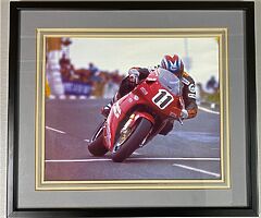 SPECIAL OFFER - PHILLIP McCALLEN - Framed & Mount Photo Isle of Man TT Grand Prix Joey Dunlop