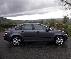 2006 VOLVO S40 1.6 DIESEL.....GREAT CONDITION!! - Image 4/9