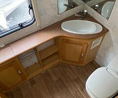 Elddis Avante 4 Berth Caravan For Sale - Image 9/10