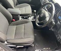 2015 Toyota Auris 1 owner Car .30 k mls only .NCT 7/2023!!!!Tax only 270e - Image 6/10