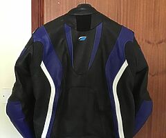Spada 2 piece leathers - Image 4/4
