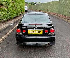 2001 Lexus IS 200 - Image 6/9