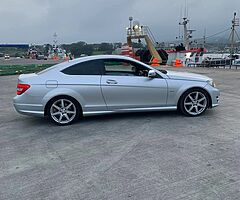 Mercedes Benz C220