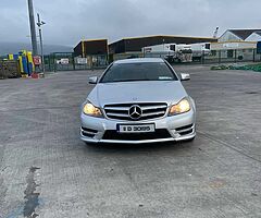 Mercedes Benz C220 - Image 3/10