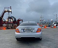 Mercedes Benz C220 - Image 5/10