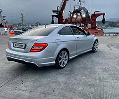 Mercedes Benz C220 - Image 6/10