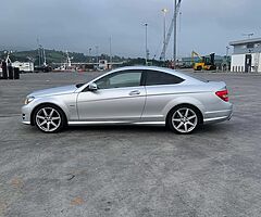Mercedes Benz C220 - Image 10/10