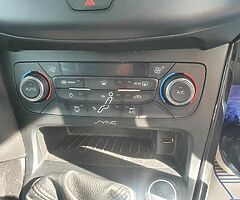 2015 Ford Focus 1.5 Tdci Titamium High Spec - Image 10/10