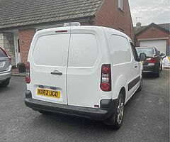 2012 Peugeot Partner