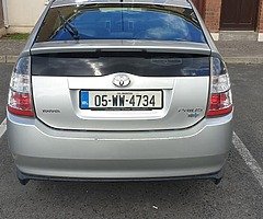 Toyota Prius hybrid - Image 5/10
