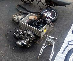 1984 Yamaha RD135 - Image 9/10