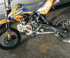 2010 Stomp 120 - Image 6/6