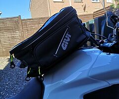 2016 Honda CB - Image 6/10