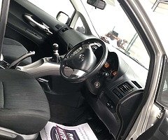 2.0 Toyota auris TR - Image 5/6