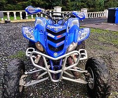 Yamaha raptor 660R