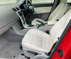 VOLVO S40 1.8 PETROL 5 SPEED - Image 7/10