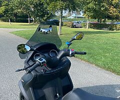 2019 Piaggio Piaggio MP3 500 Sport Advanced - Image 9/10