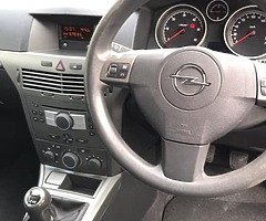 Opel Astra 1.3 Diesel - Image 8/10