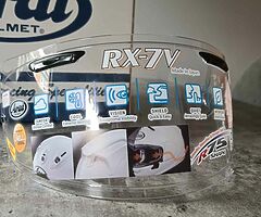 BRAND NEW ARAI RX7V - Image 6/8